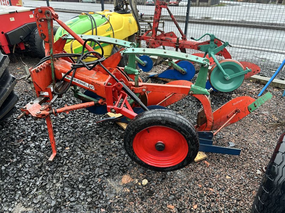 Плуг 2 корпусний захват 35 см Kverneland 35 см