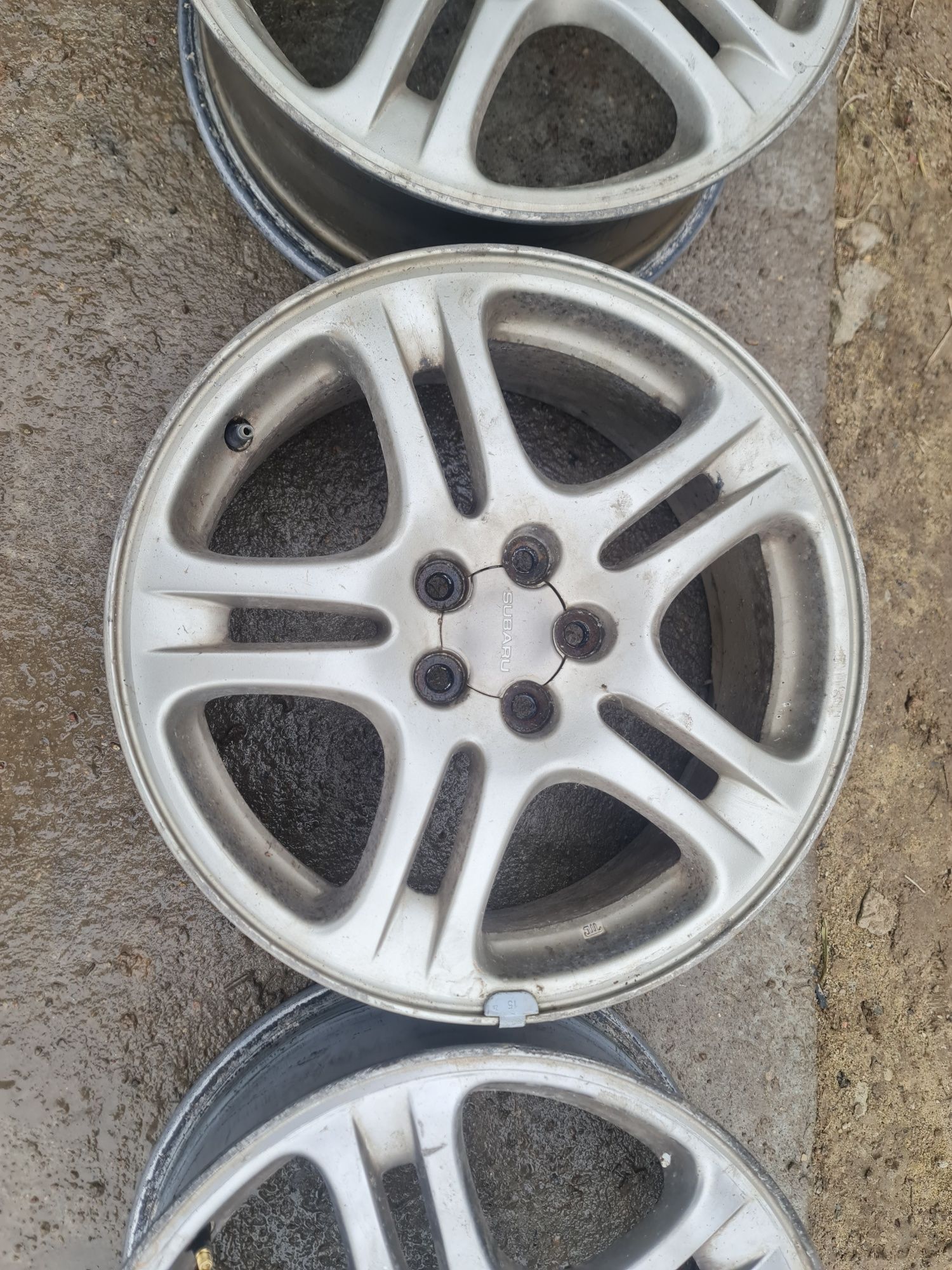 Alufelgi subaru legacy b4 impreza . Orginalne japan lekkie . 17'