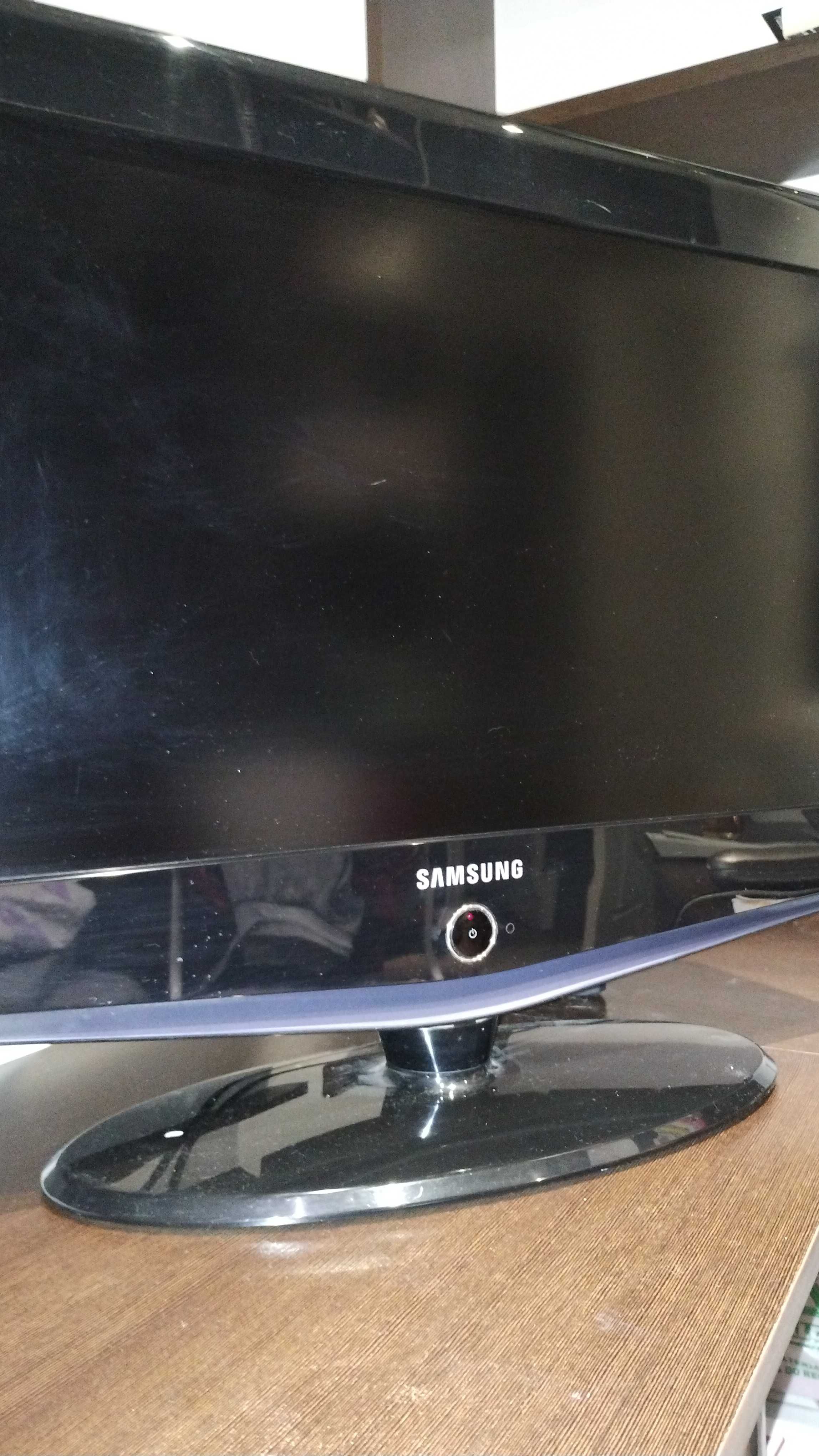 Telewizor Samsung 26 cali