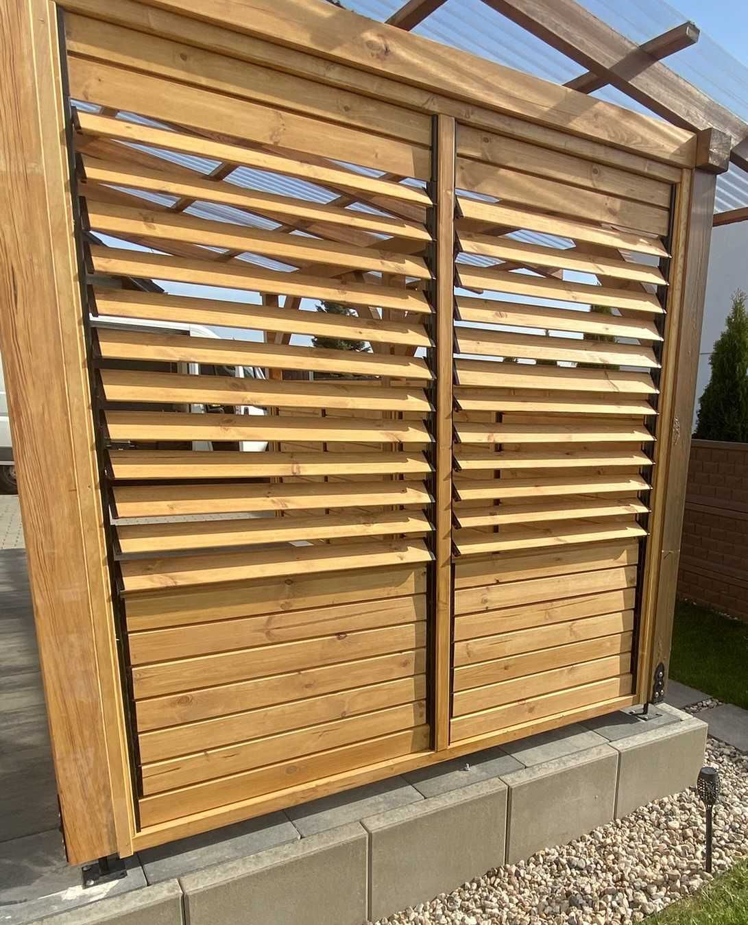 System ruchomych żaluzji, Ruchome deseczki SHUTTERS sosna AB 20x95mm