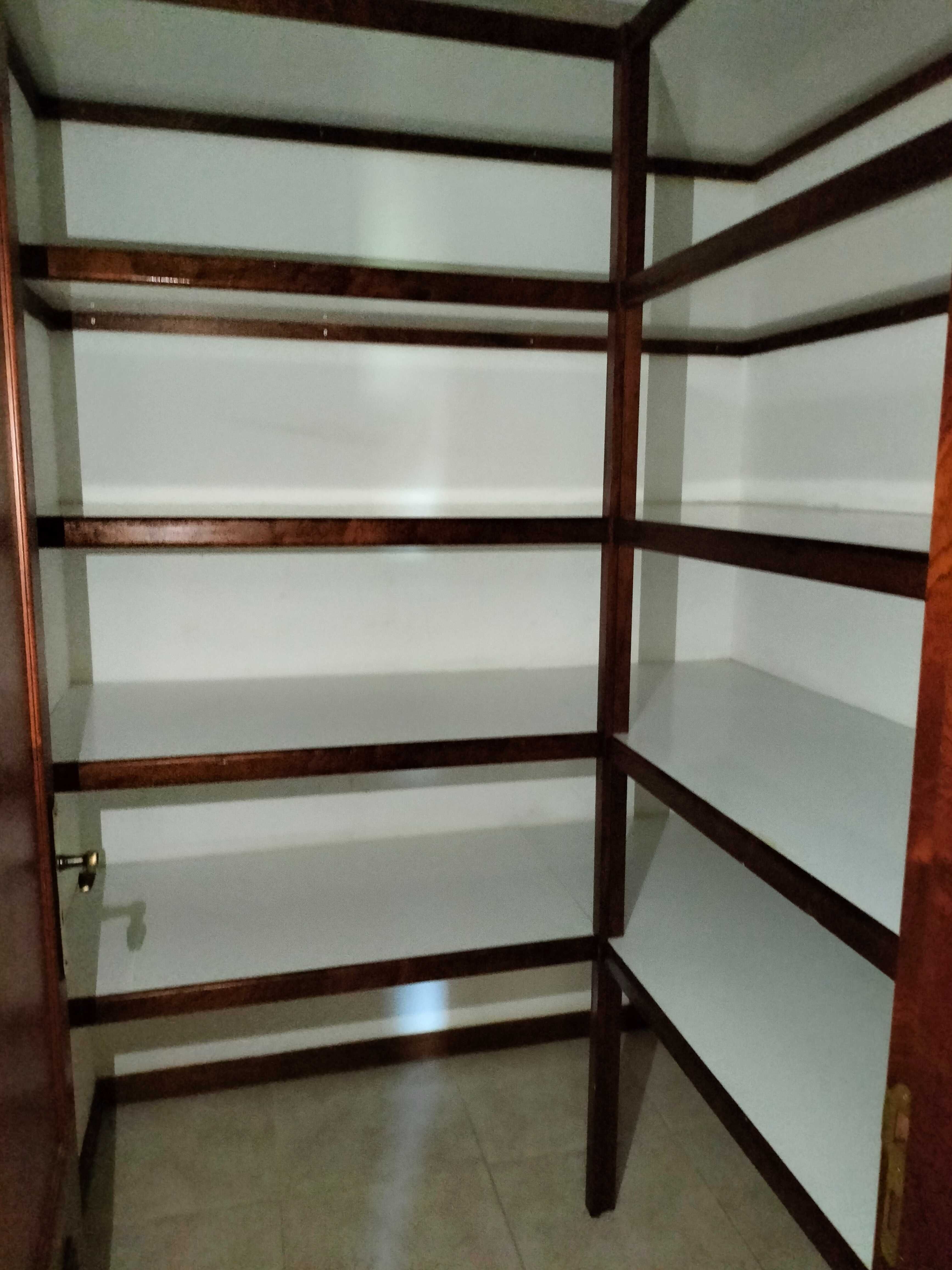 Arrenda-se Apartamento T2 em Lourosa