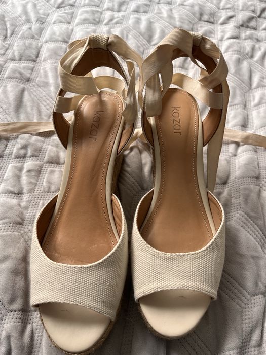 Espadryle KAZAR wiązane beżowe rozmiar 39