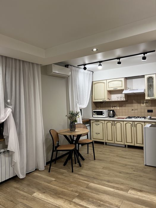 По добово Люкс студия на Адміральскій