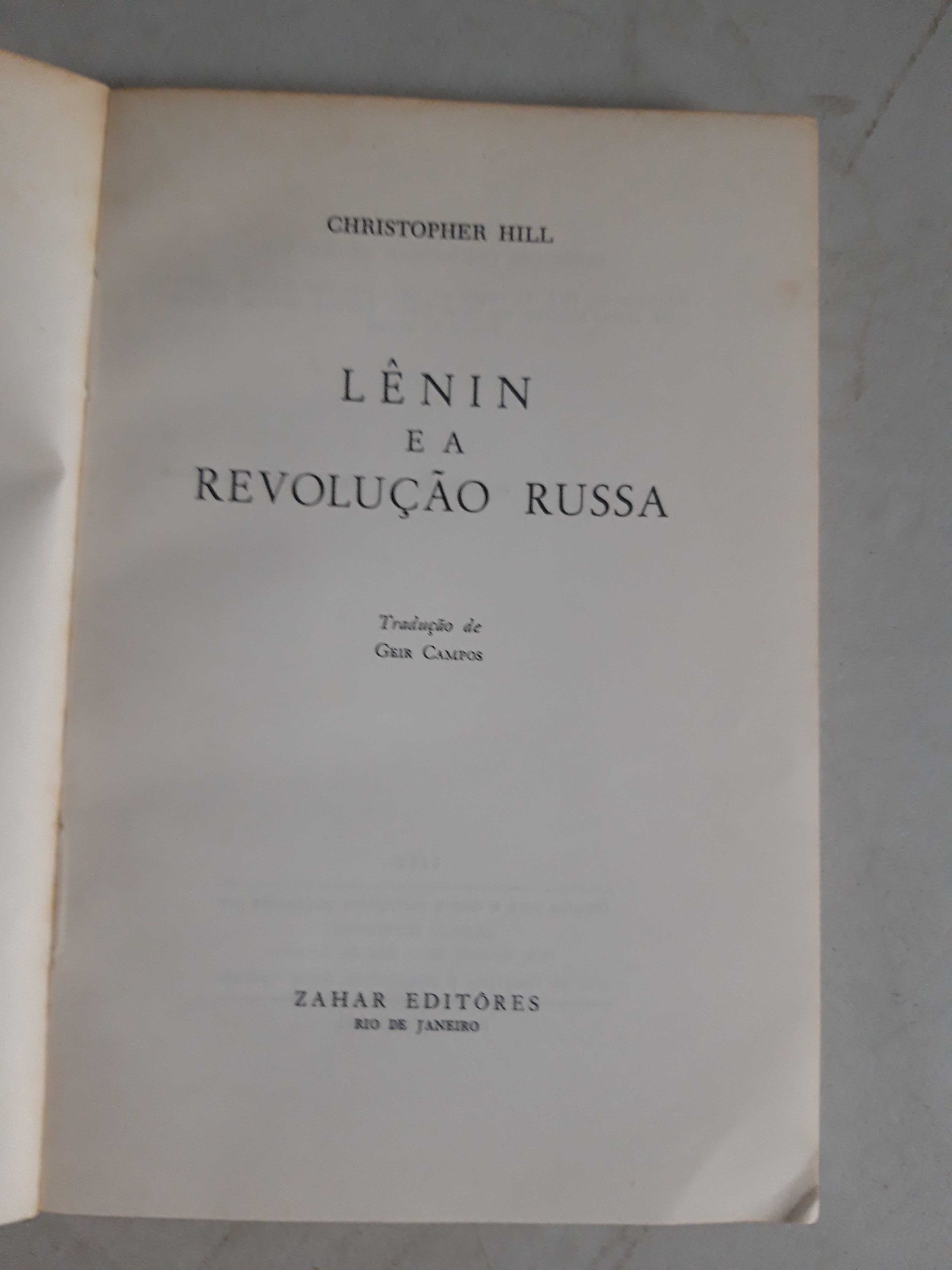 Livro Ref Par1 - Christopher Hill - Lênin e a revolução Russa