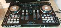 Traktor kontrol S4 mk2