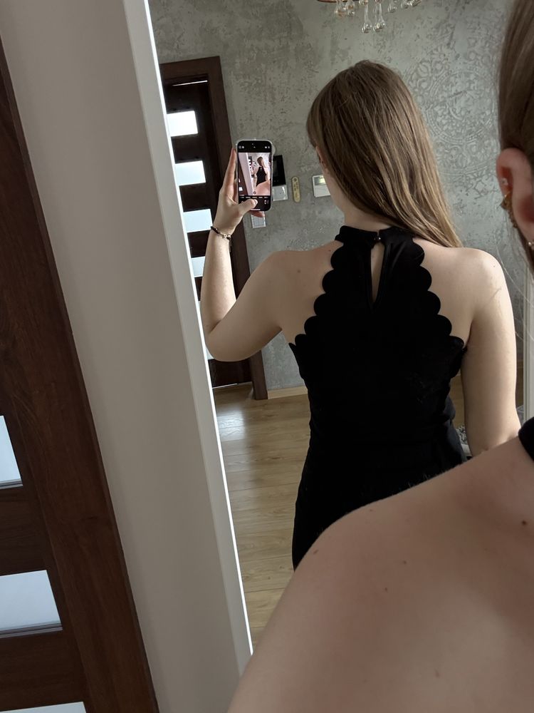 Letni czarny top lato elegancki wizytowy ozdobne wycięcia na ramionach