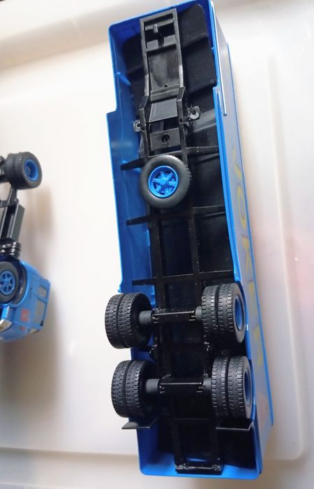 Berliet 1:45 para reaproveitar.