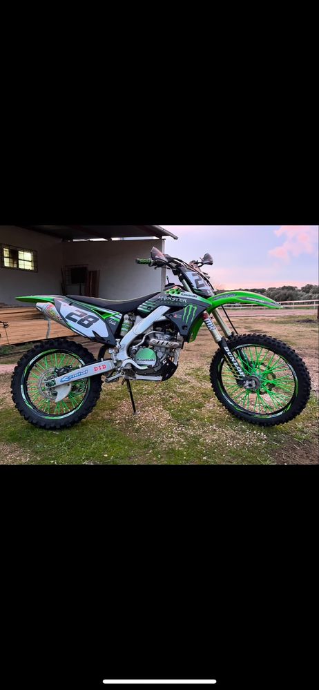 Kawazaki 250 como nova