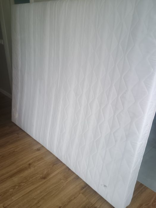 Oddam materac 160/200