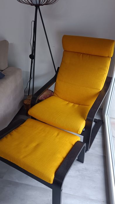 Cadeirão com banco de pés