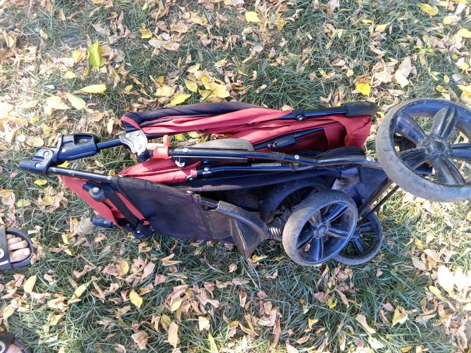 Продам дитячу коляску