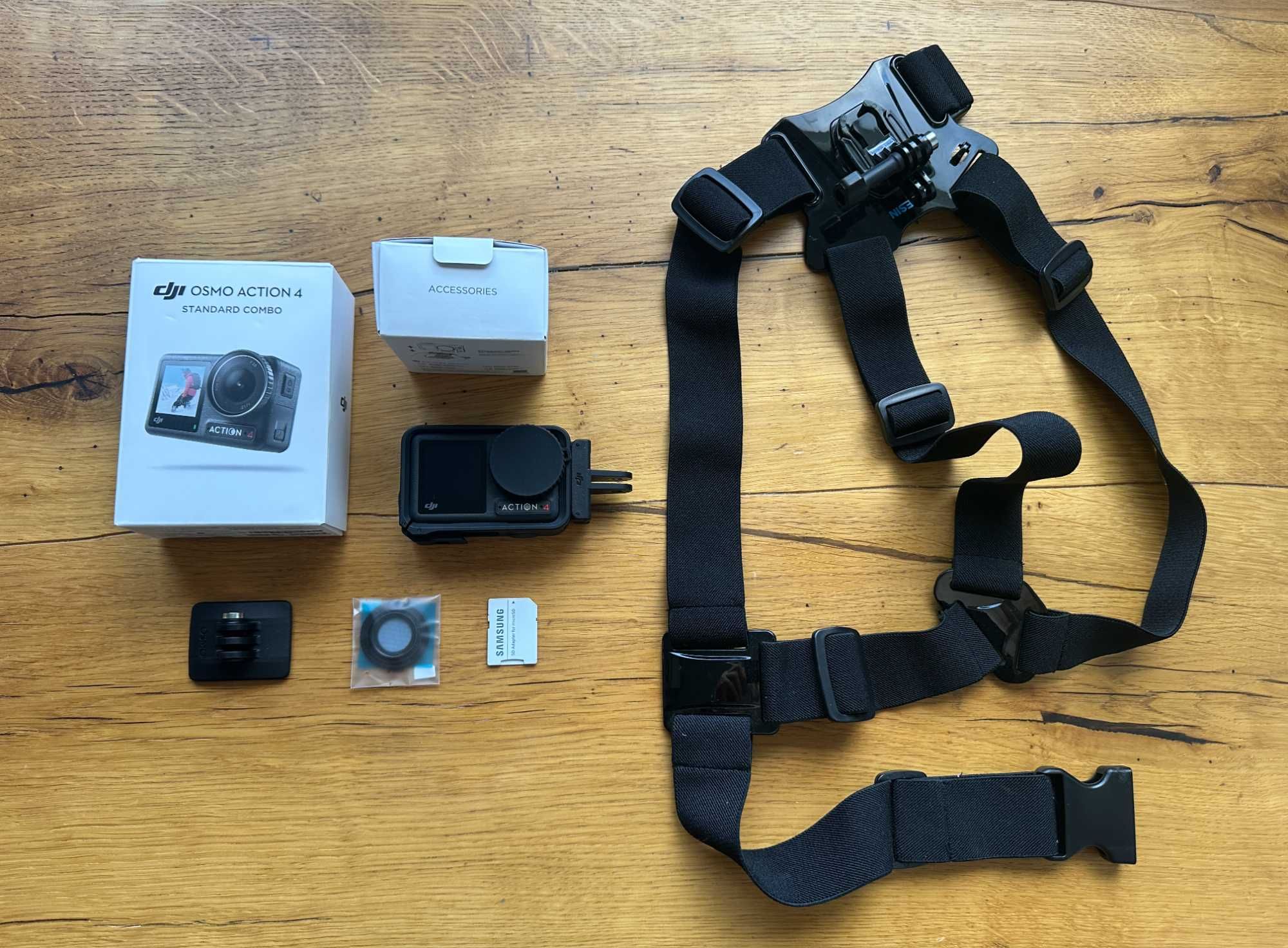 DJI Osmo Action 4 Essential Combo, ідеал + кріплення + microSD 256