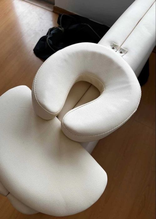 RESTPRO Portable Massage Table