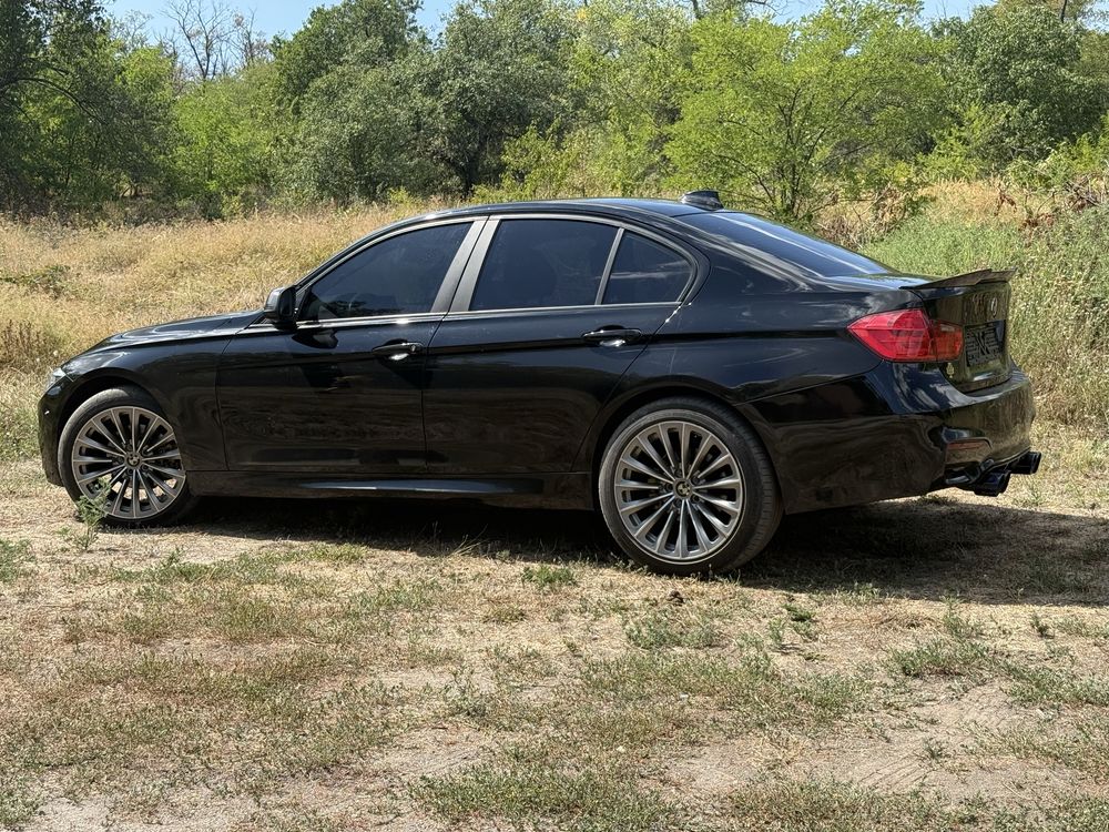 Продам BMW 328i f30 бензин
