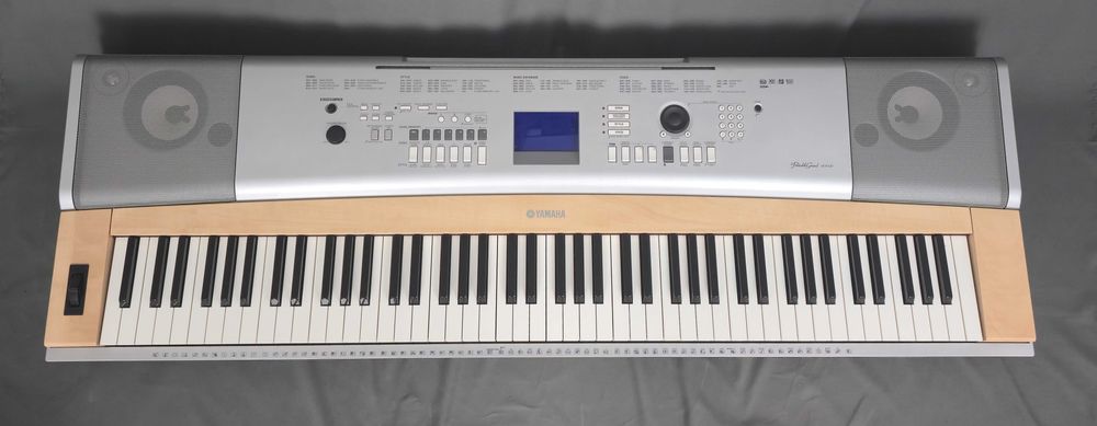 Yamaha DGX 620 Pianino Elektryczne + Stojak