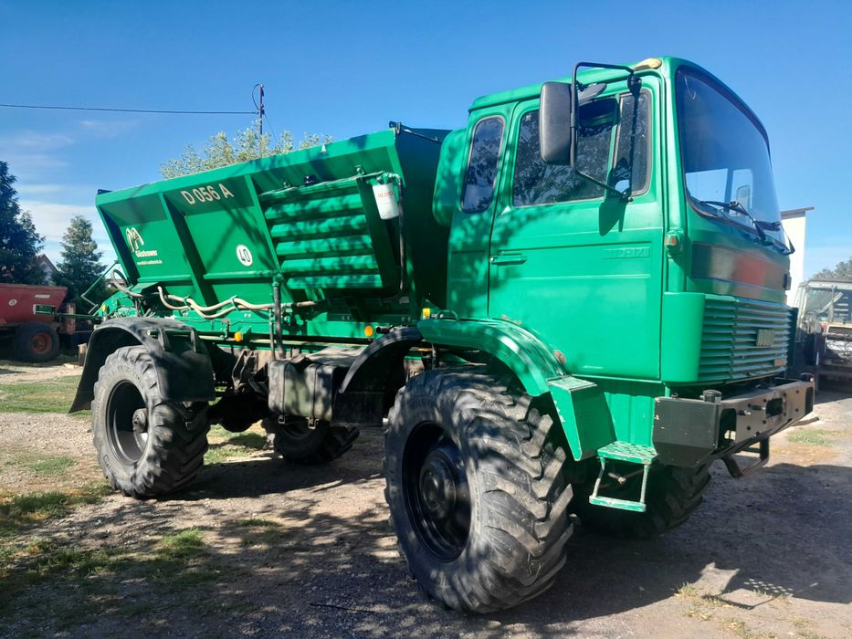 Rozsiewacz wapna- nawozu Iveco- Magirus110-17AW.2na części w komplecie