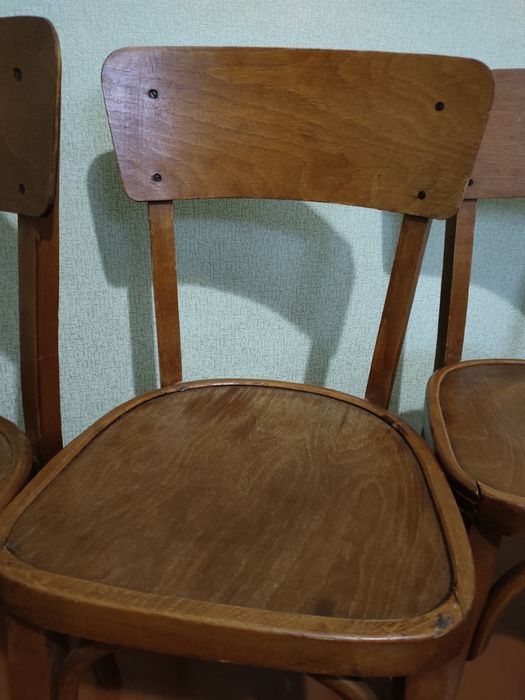 Стільці дерев'яні набір 4 шт