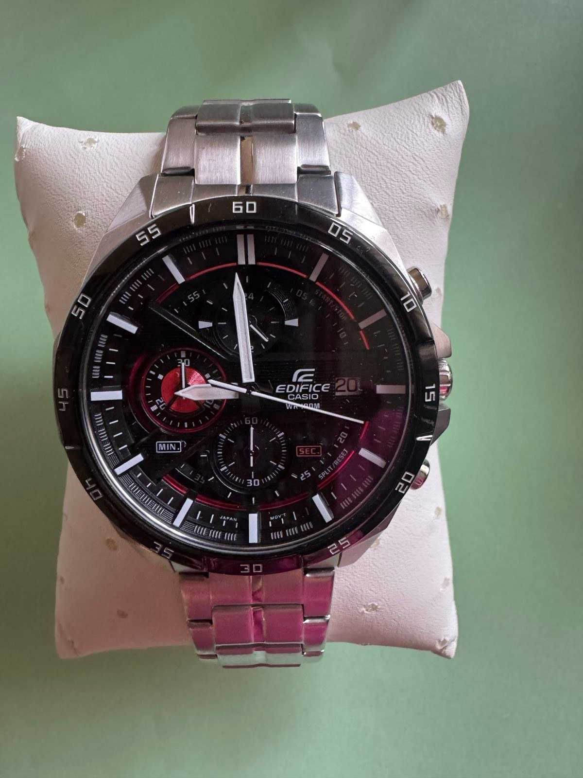 CASIO EFR-556DB-2AVUEF EDIFICE Chronograph Herrenuhr 46mm 10ATM