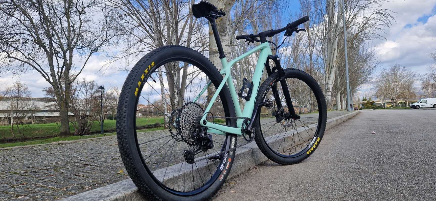 Orbea Alma M25 (igual a nova)