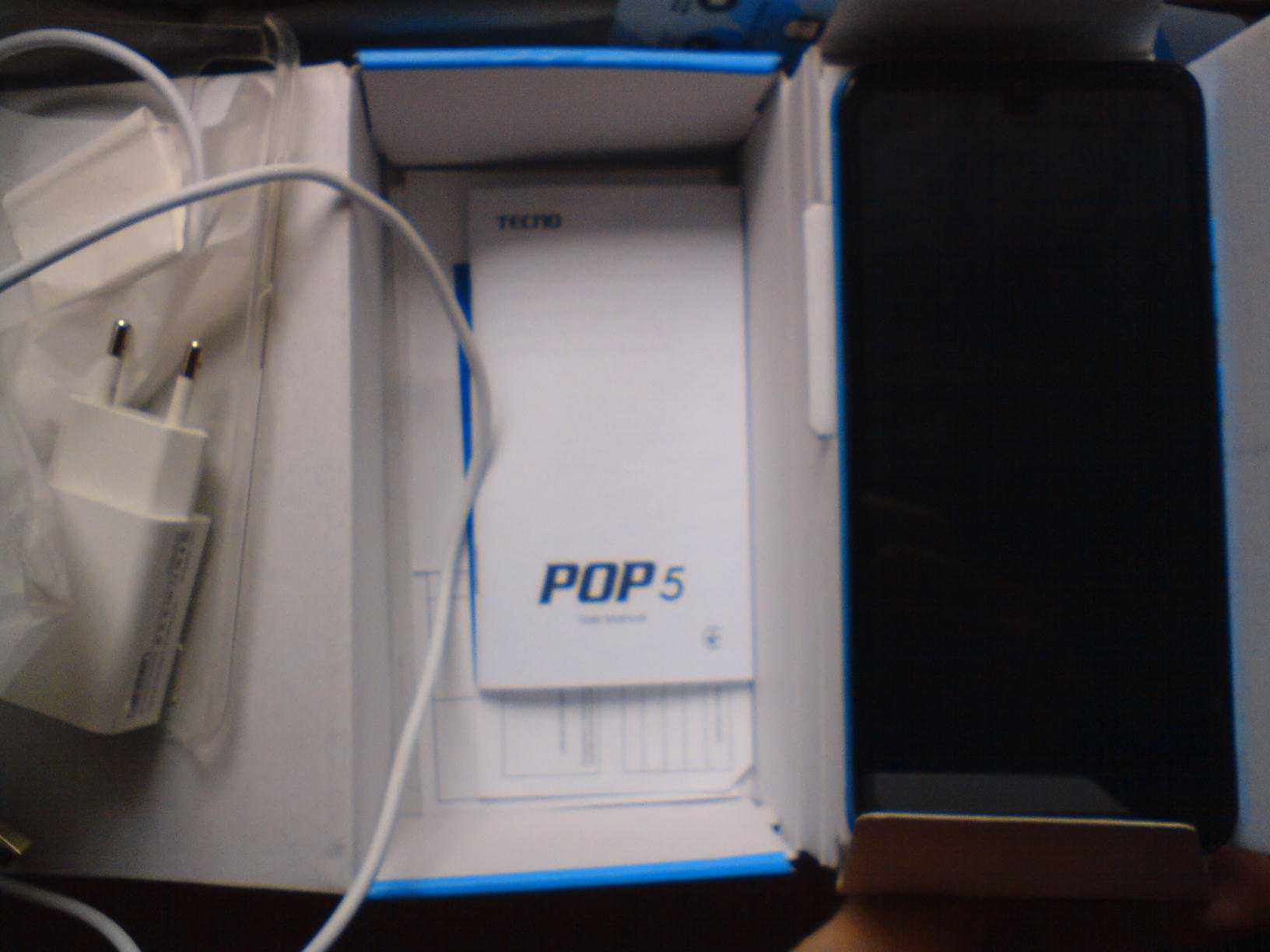 мобильный телефон TECNO POP 5 ,оригинальный кабель USB.
