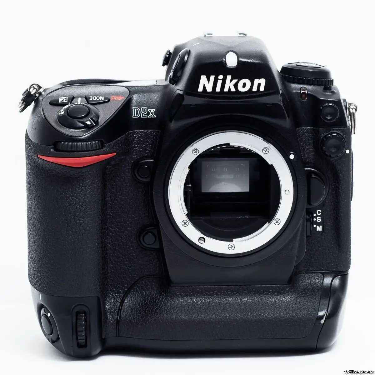 Дзеркальний фотоапарат Nikon D2x (пробіг 15628 кадрів)