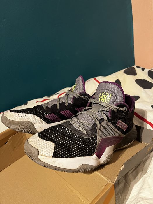 Adidas do koszykówki 48