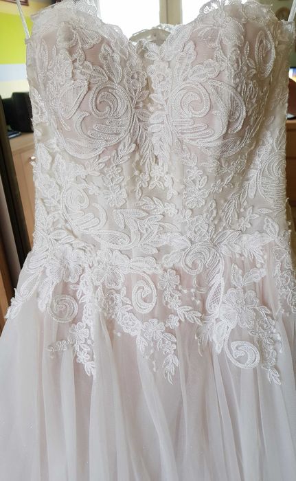 Suknia ślubna typu księżniczka