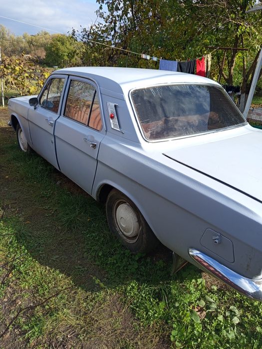 Продаю машину Волга 24