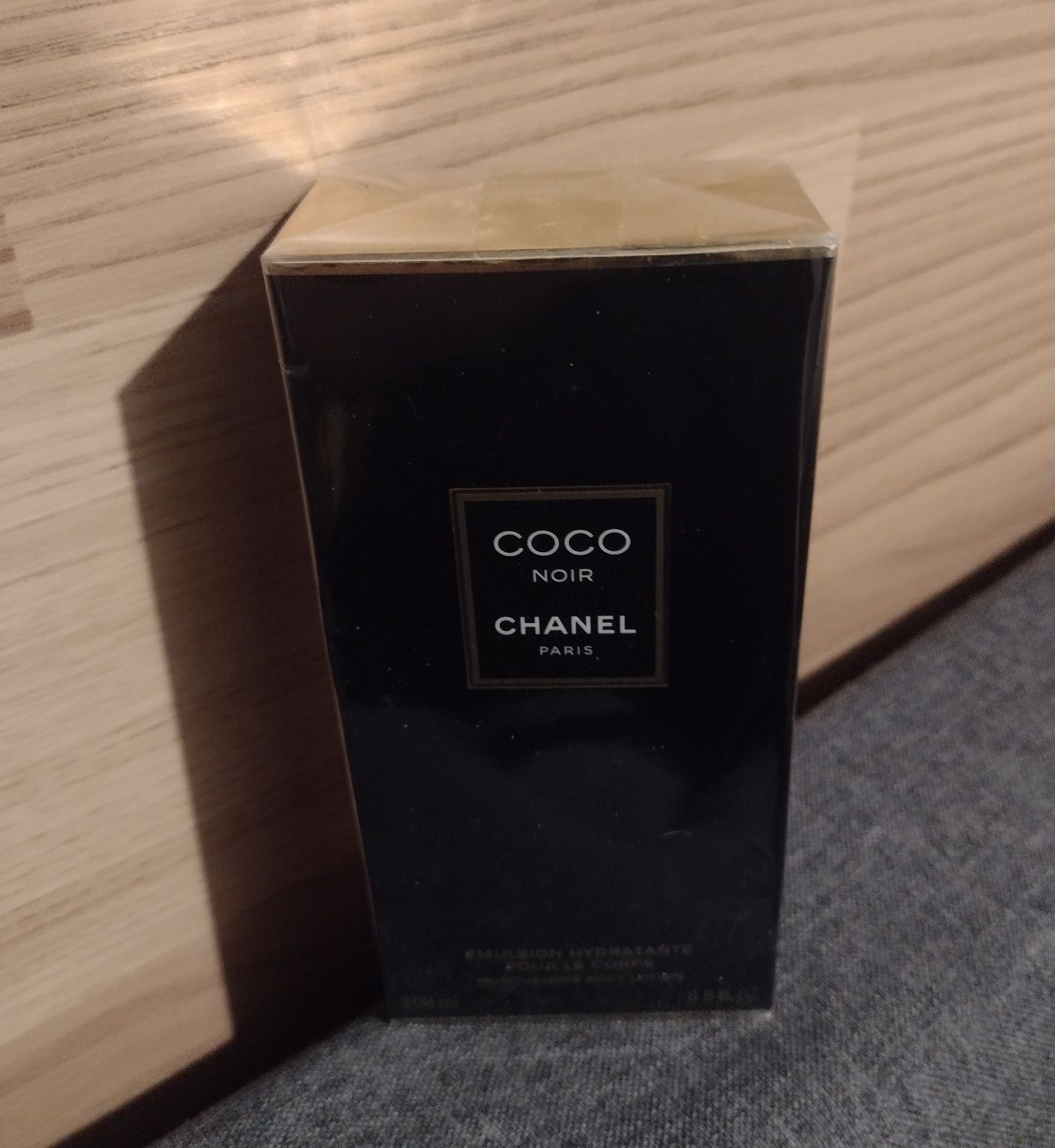 Balsam emulsja nawilżająca Coco Chanel Noir Paris