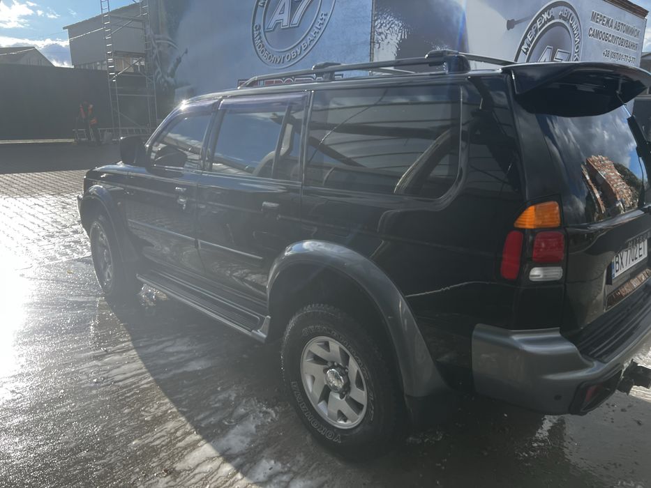 Продом Міцубісі поджеро спорт 1