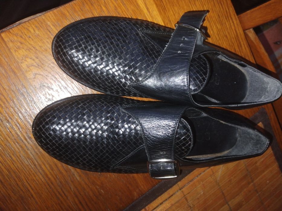 Весняні черевики,36 р.під зміїну шкіру