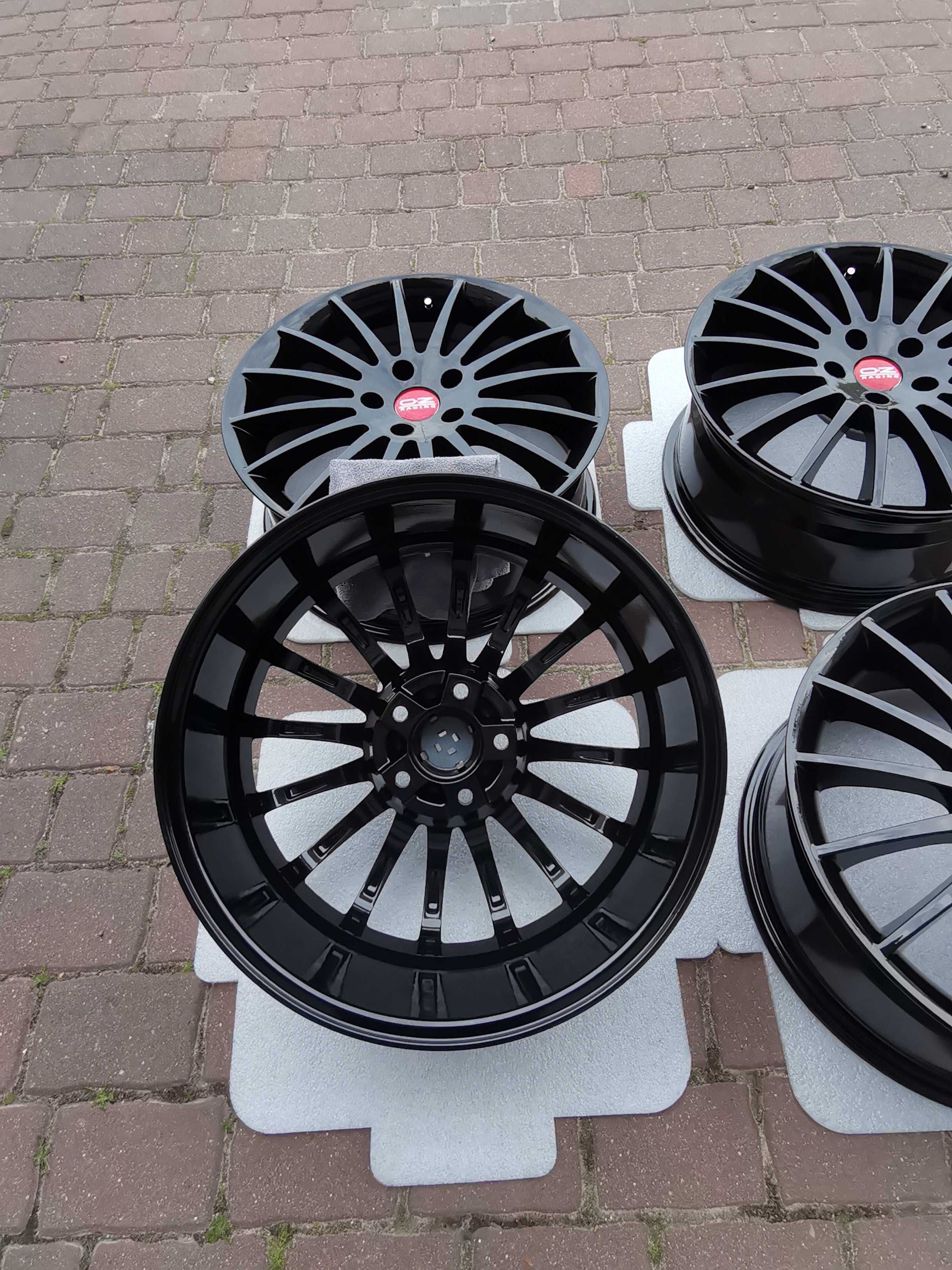 18'' Oz 5x114.3 Hyundai Mazda Honda Jdm Czarny fortepian Śliczne.