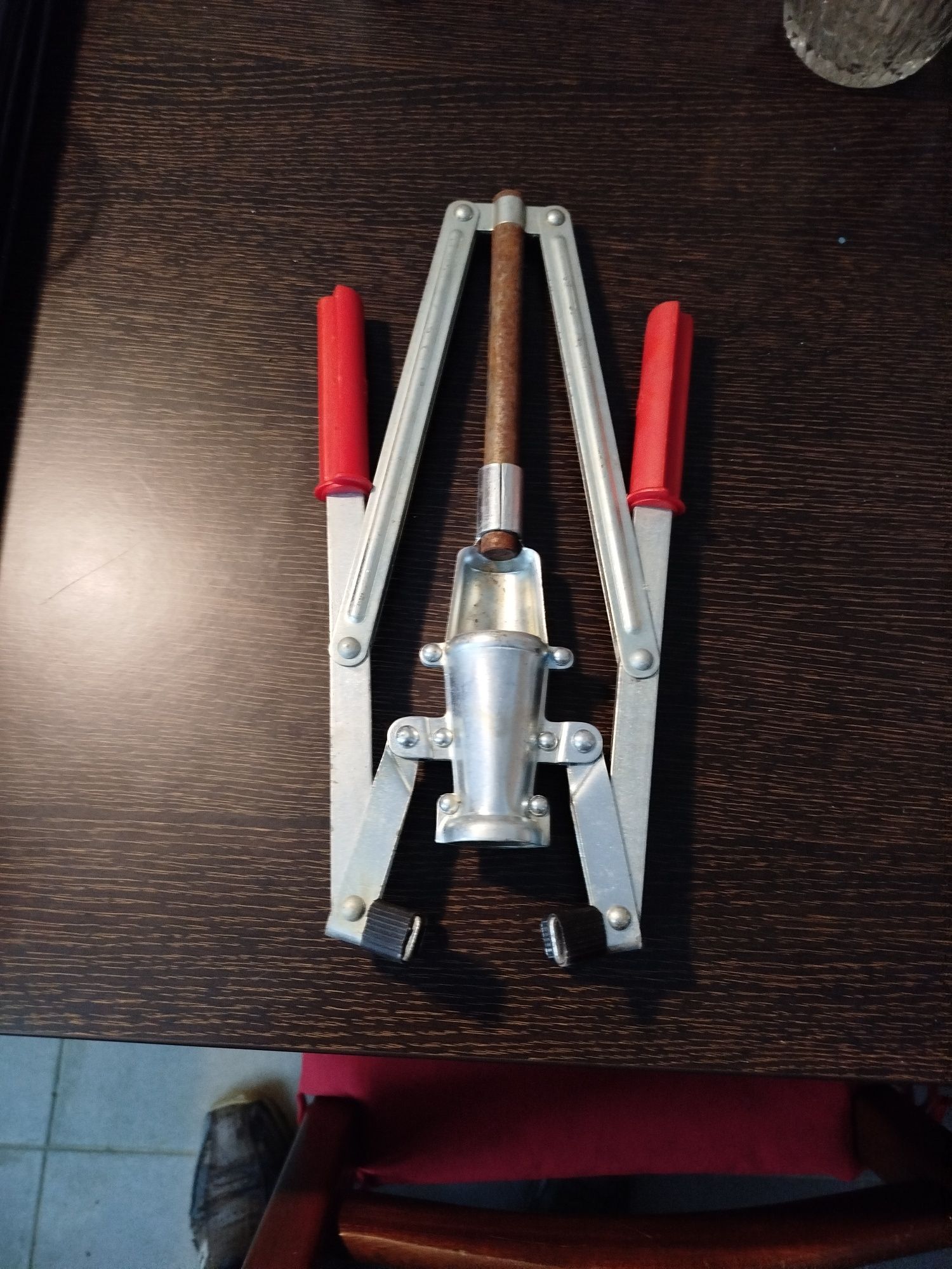 Engarrafador manual