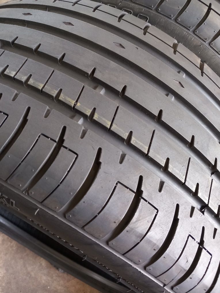 Pneus 255/35/19 Accelera 98% da totalidade do piso