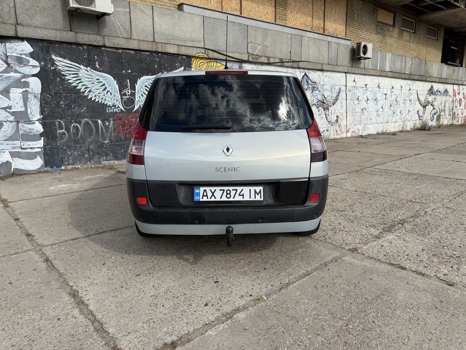 Renault Megane Grand Scenic 2