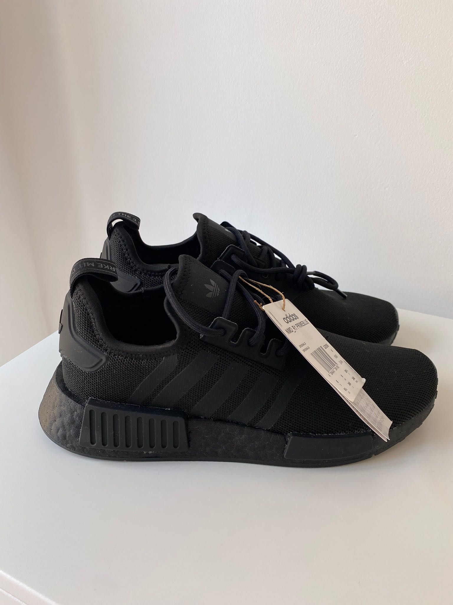 Tênis Adidas NMD R1 PRIMEBLUE (Novo)