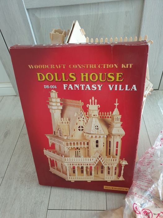 Drewniany domek/willa do złożenia