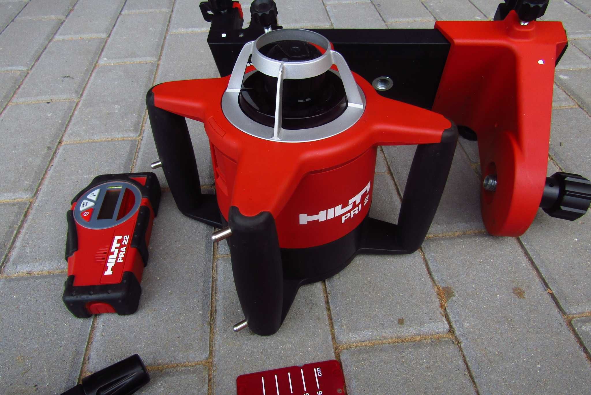 Niwelator Hilti PRI 2 PRA2 PRA22 PRA70 Super stan