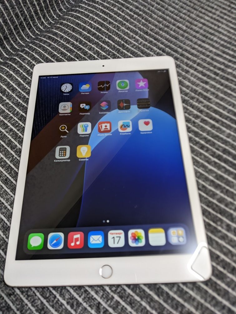 iPad 7 32 ГБ neverlock
