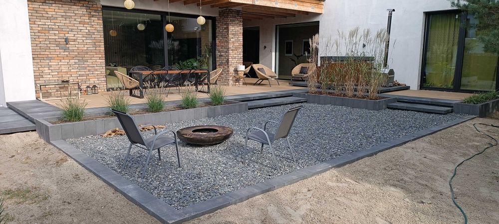 Usługi ogrodnicze-Zakładanie-Projektowanie-Pielęgnacja-Nawadnianie-