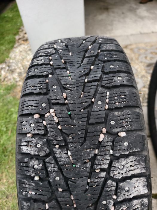 Alu Felgi 17 + opony zimowe Nokian 225/60 5x112 kolce VW AUDI