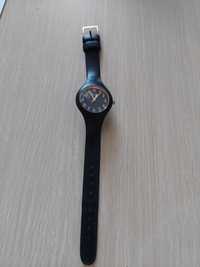 zegarek Ice watch - stłuczona szybka