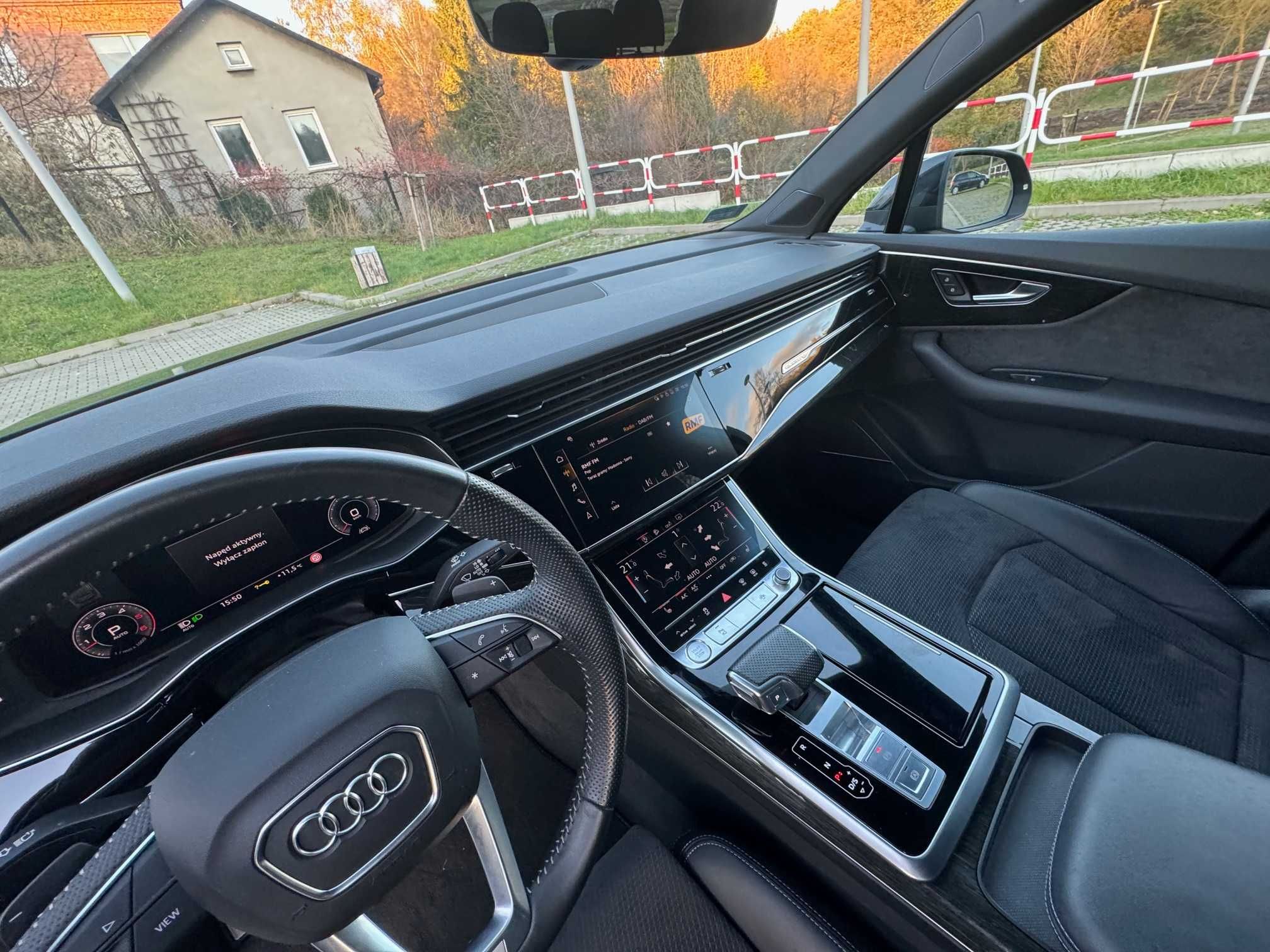 Audi Q7  quattro s line 7 miejsc matrix led panorama