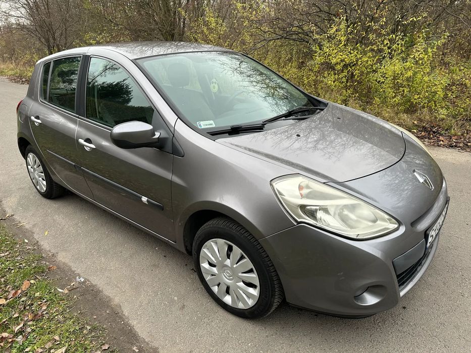 Renault Clio Renault Clio III 2010, 1.2 16V, Niski Przebieg, Pierwszy właśc., Salon