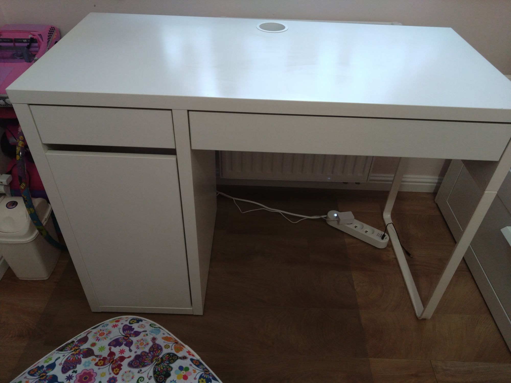 Biurko Ikea Mickey białe wymiary 105x50