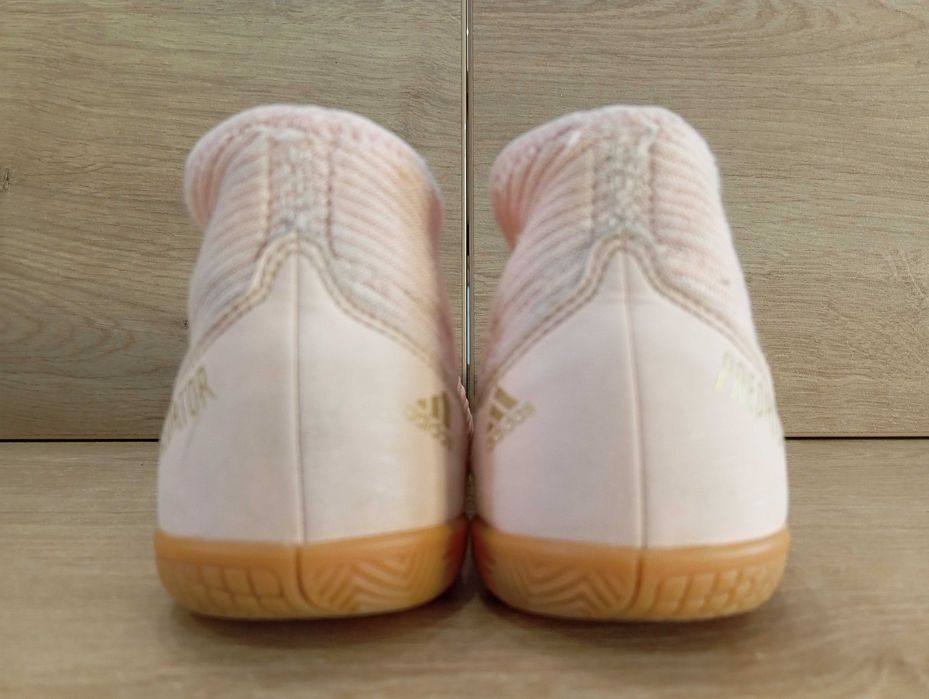 ADIDAS JR PREDATOR TANGO 18.3 IN Buty Sportowe Halówki Dziecięce R. 32