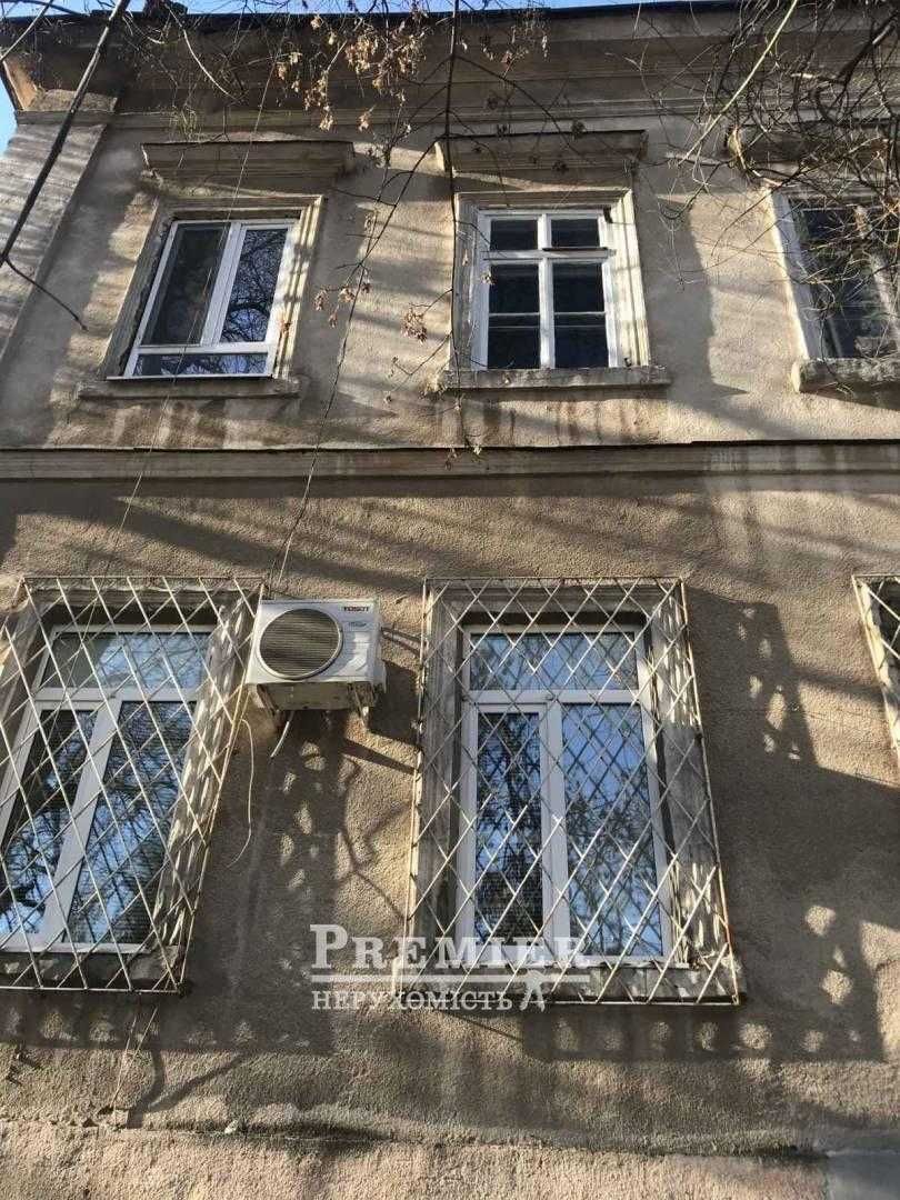 Продам 3 ком квартиру. 100 кв. м Центр.