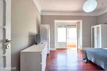 407938 - Quarto com cama de casal, com varanda...