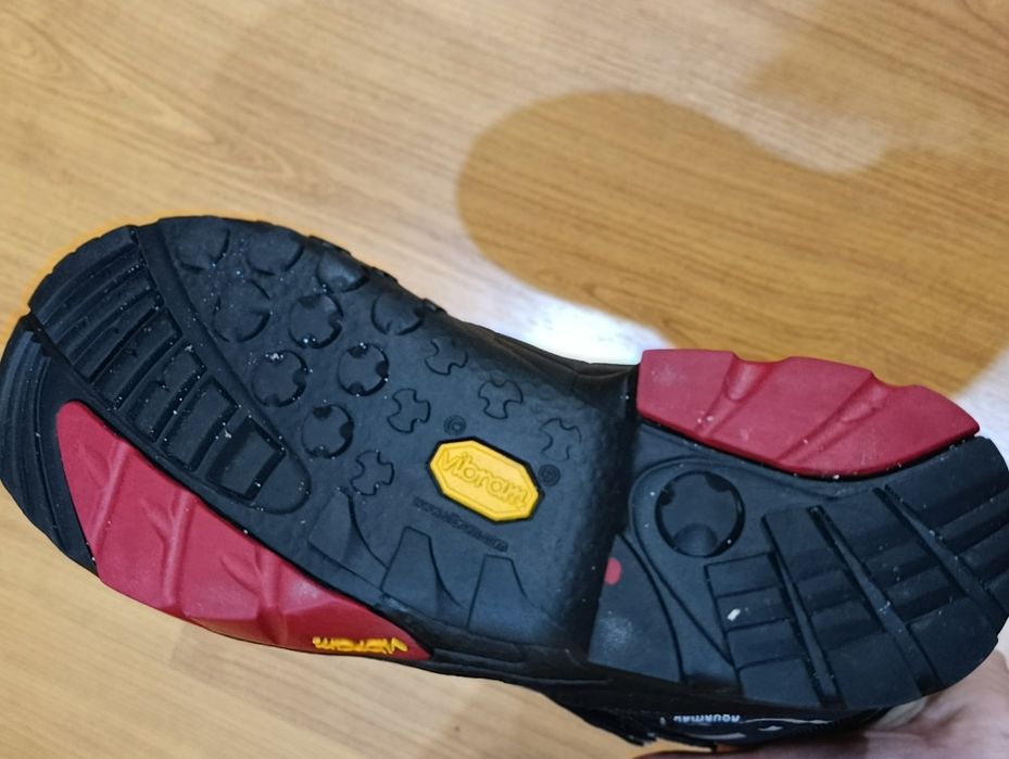 Зимові сапожки для хлопчика