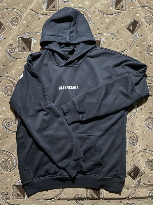 худи Balenciaga